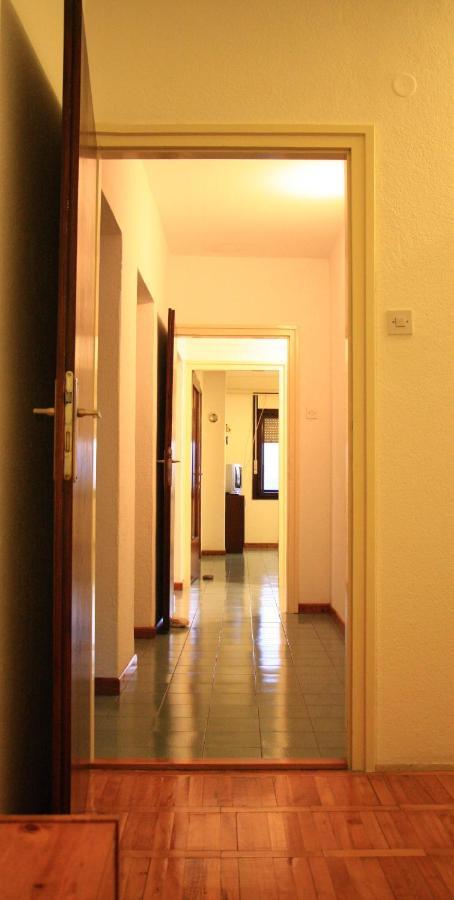 Rooms "Nada Zunic" Книн Екстериор снимка